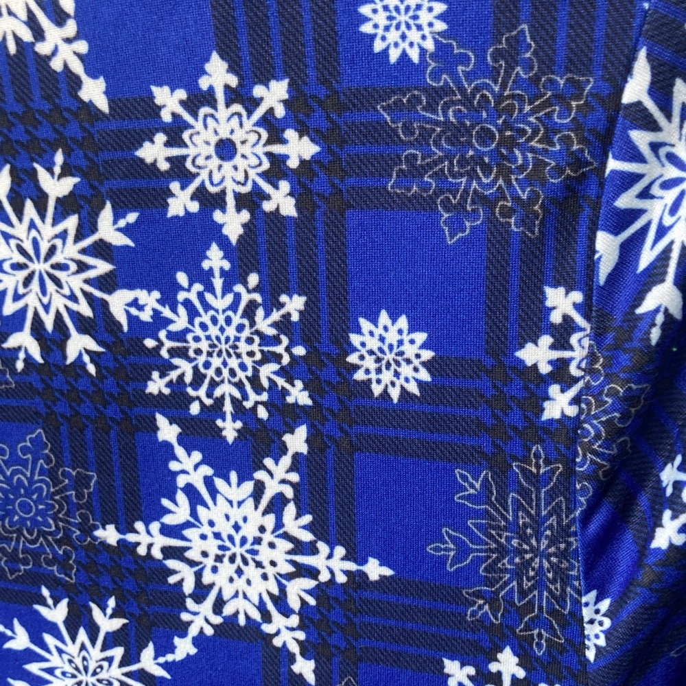 3/$15 Snowflake and plaid print 3/4 sleeve nightshirt nightgown size S - Picture 5 of 15